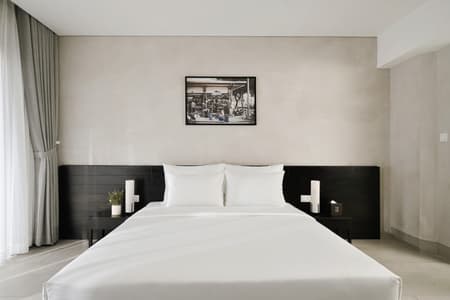 Triple E Hotel
